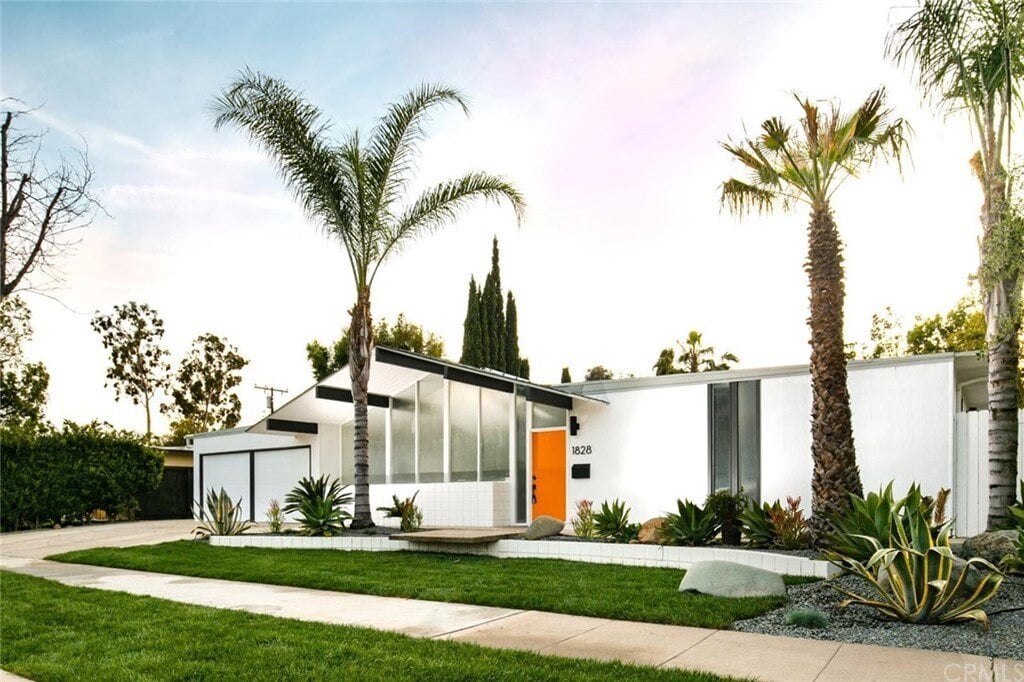 Eichler front view
